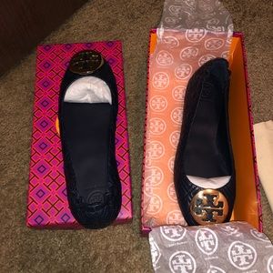 BNIB TORY BURCH navy Minnie quilted flats!!💙